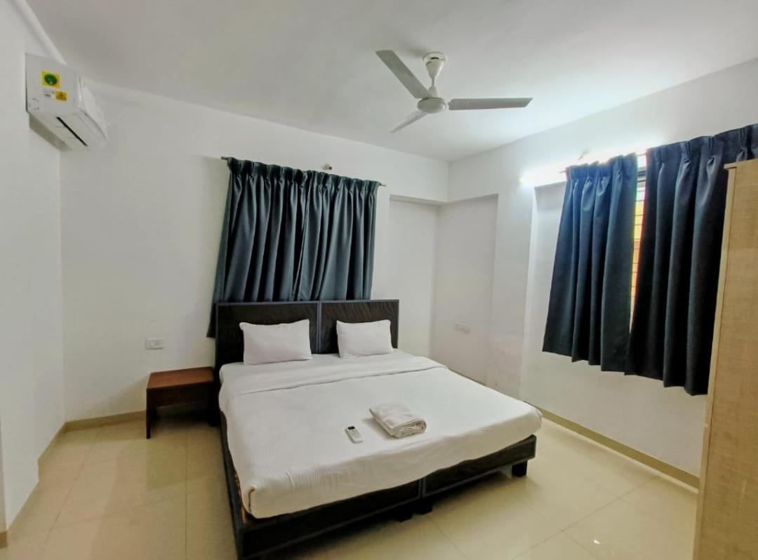 Ornate Service Apartments Pune Esterno foto