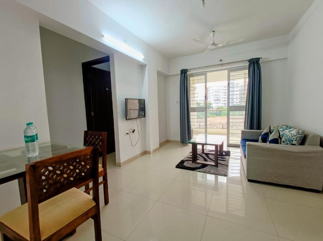 Ornate Service Apartments Pune Esterno foto