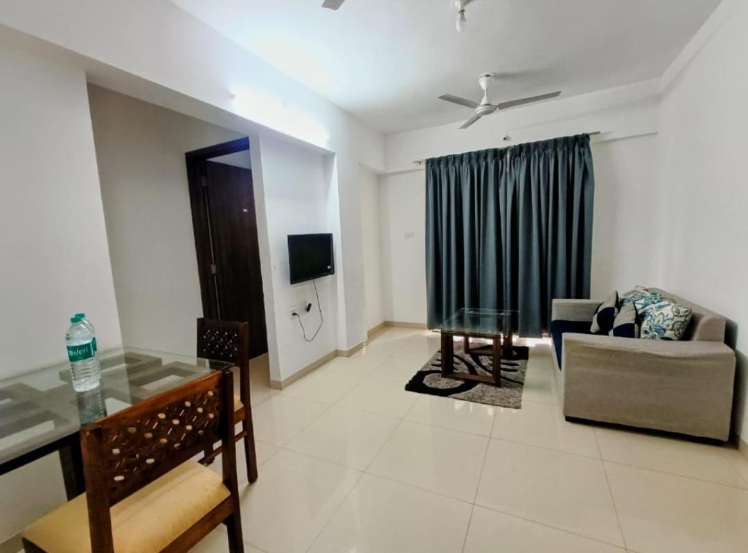 Ornate Service Apartments Pune Esterno foto