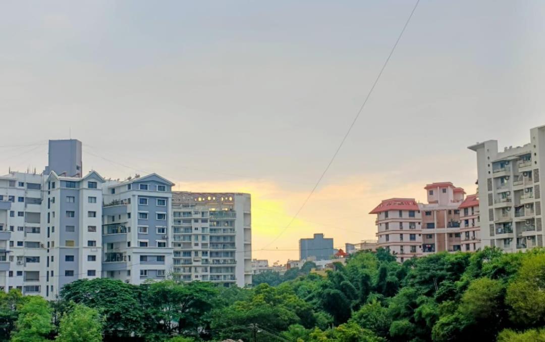 Ornate Service Apartments Pune Esterno foto